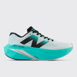New Balance: Серые кроссовки 