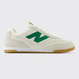 New Balance: Бежевые кроссовки 