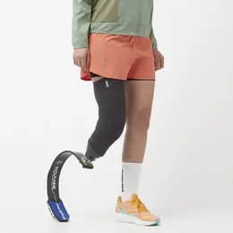 Salomon: Оранжевые шорты 