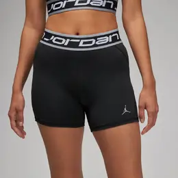 Nike: Спортивные шорты 
