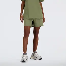 New Balance: Плюшевые шорты 
