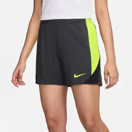 Nike: Серые шорты 