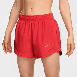 Nike: Красные шорты 