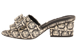 Ferragamo: Коричневые шлёпанцы  Gancini