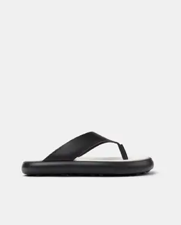 Camper: Чёрные сандалии  Pelotas