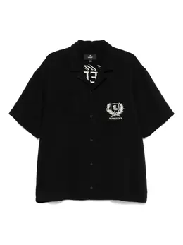 Represent: Чёрная рубашка 