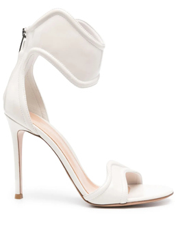 Gianvito Rossi: Белые босоножки 