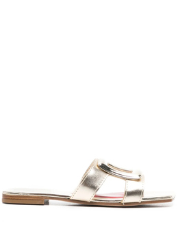 Roger Vivier: Золотые сандалии 