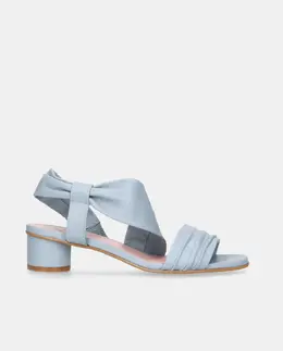 Pretty Ballerinas: Голубые сандалии 