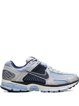 Nike: Светлые кроссовки 