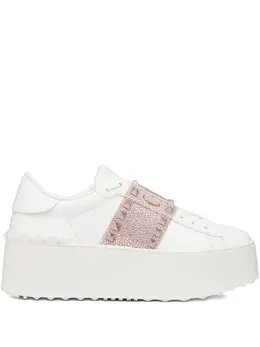 Valentino Garavani: Чёрные кроссовки 