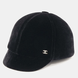 Chanel: Чёрная кепка 