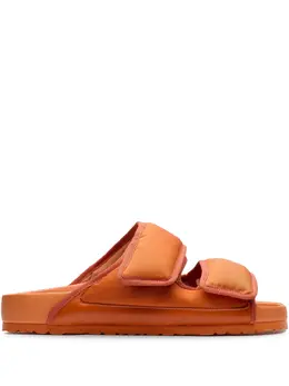 Birkenstock: Оранжевые сандалии 