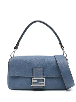 FENDI: Голубая сумка  Baguette