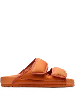 Birkenstock: Оранжевые сандалии 