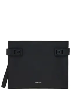 Ferragamo: Чёрный клатч  Gancini