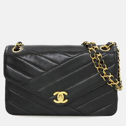 Chanel: Чёрная сумка 
