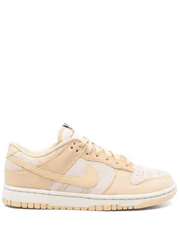 Nike: Бежевые кроссовки  Dunk Low
