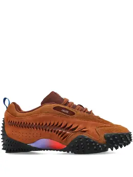 PUMA: Коричневые кроссовки  Mostro