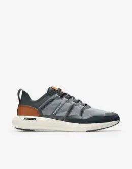 Cole Haan: Серые кроссовки 