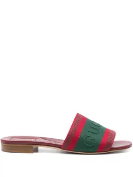 Gucci: Красные сандалии 