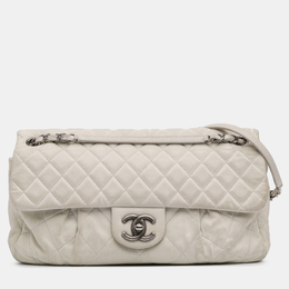 Chanel: Белая сумка 