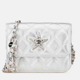 Chanel: Серебристая сумка 