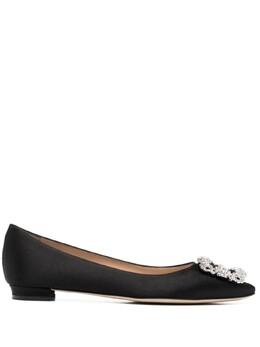 Manolo Blahnik: Чёрные балетки  Hangisi