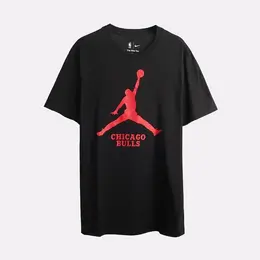 Jordan: Чёрная футболка  Air Jordan 1 Chicago