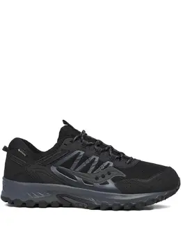 Saucony: Чёрные кроссовки 