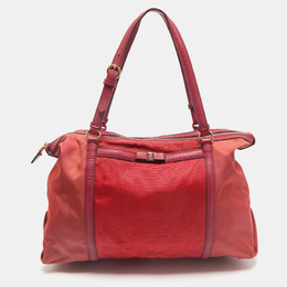 Salvatore Ferragamo: Сумка-шоппер  Vara Bow