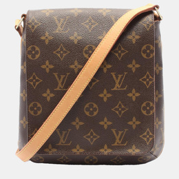 Louis Vuitton: Коричневая сумка через плечо  Musette