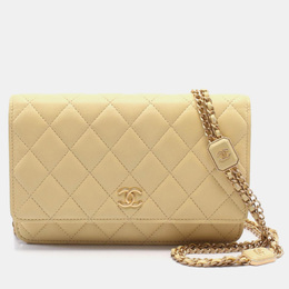Chanel: Жёлтый кошелёк 