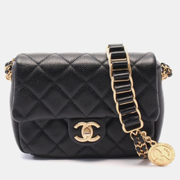 Chanel: Чёрная сумка через плечо 