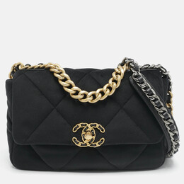 Chanel: Чёрная сумка 