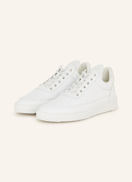 Filling Pieces: Белые кеды 
