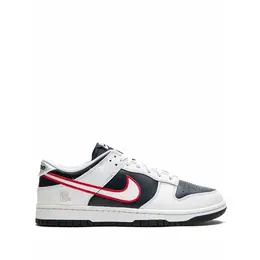 NIKE: Серебристые кроссовки  Dunk Low