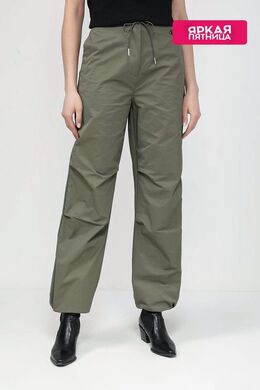 Calvin Klein Jeans: Зелёные брюки 