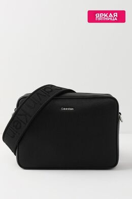 Calvin Klein: Чёрная сумка 