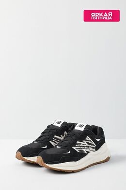 NEW BALANCE: Чёрные кроссовки 