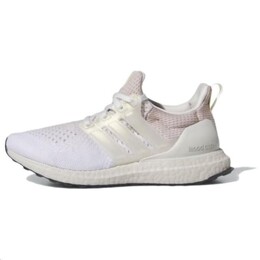 Adidas: Белые кроссовки  UltraBoost
