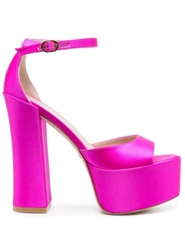 Stuart Weitzman: Розовые босоножки 