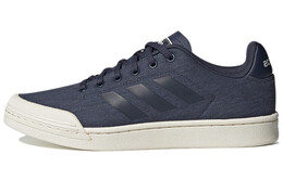 Adidas: Белые кроссовки 