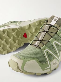 Salomon: Зелёные кроссовки 