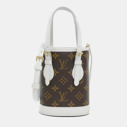 Louis Vuitton: Белая сумка 