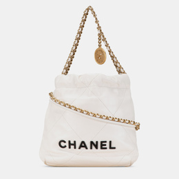 Chanel: Белая сумка 