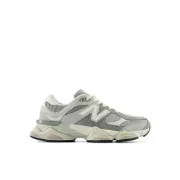New Balance: Серые кеды 