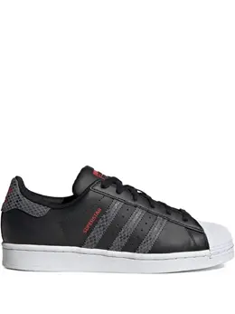 adidas: Чёрные кроссовки  Superstar