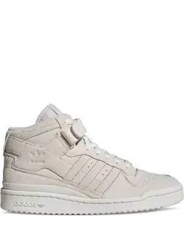 adidas: Светлые кроссовки  Forum
