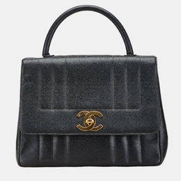 Chanel: Чёрная сумка 